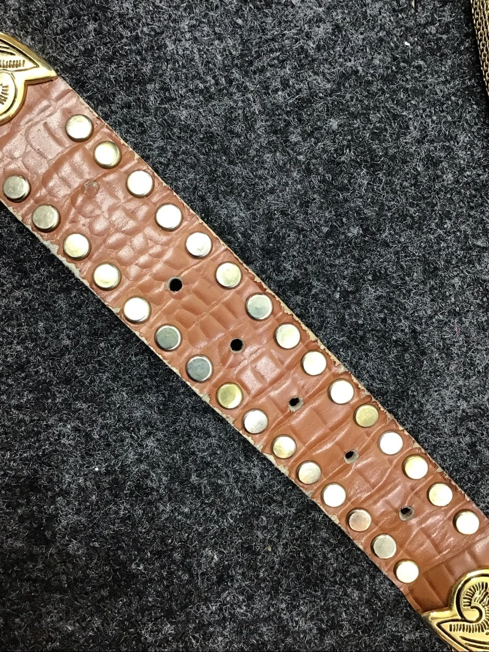Vintage 80’s gold mesh and croc embossed leather western statement belt 30